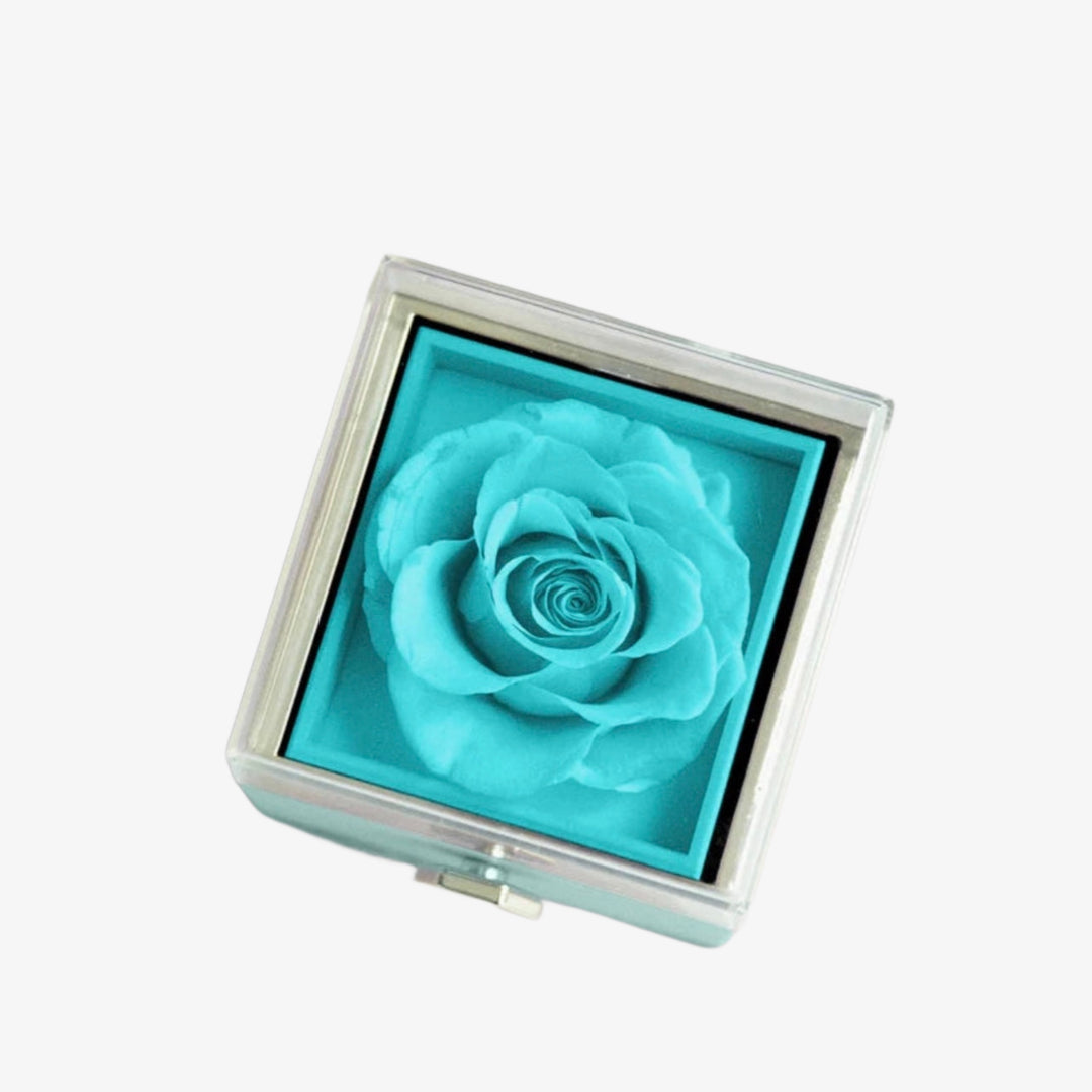 ETERNAL ROSE BOX- W/ ENGRAVED
NECKLACE & REAL ROSE.